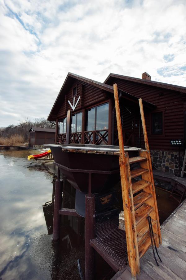 Waterloo Village Dnipro Exteriör bild